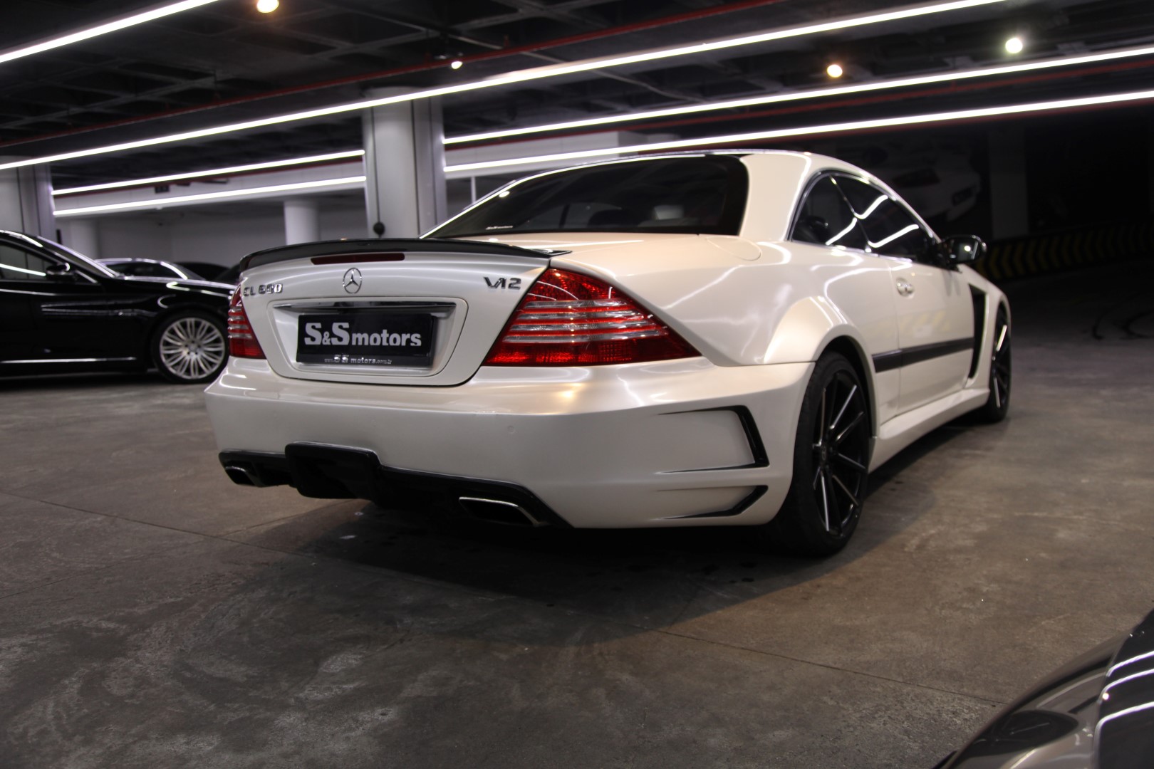 Mercedes Benz CL 600 BiTurbo V12