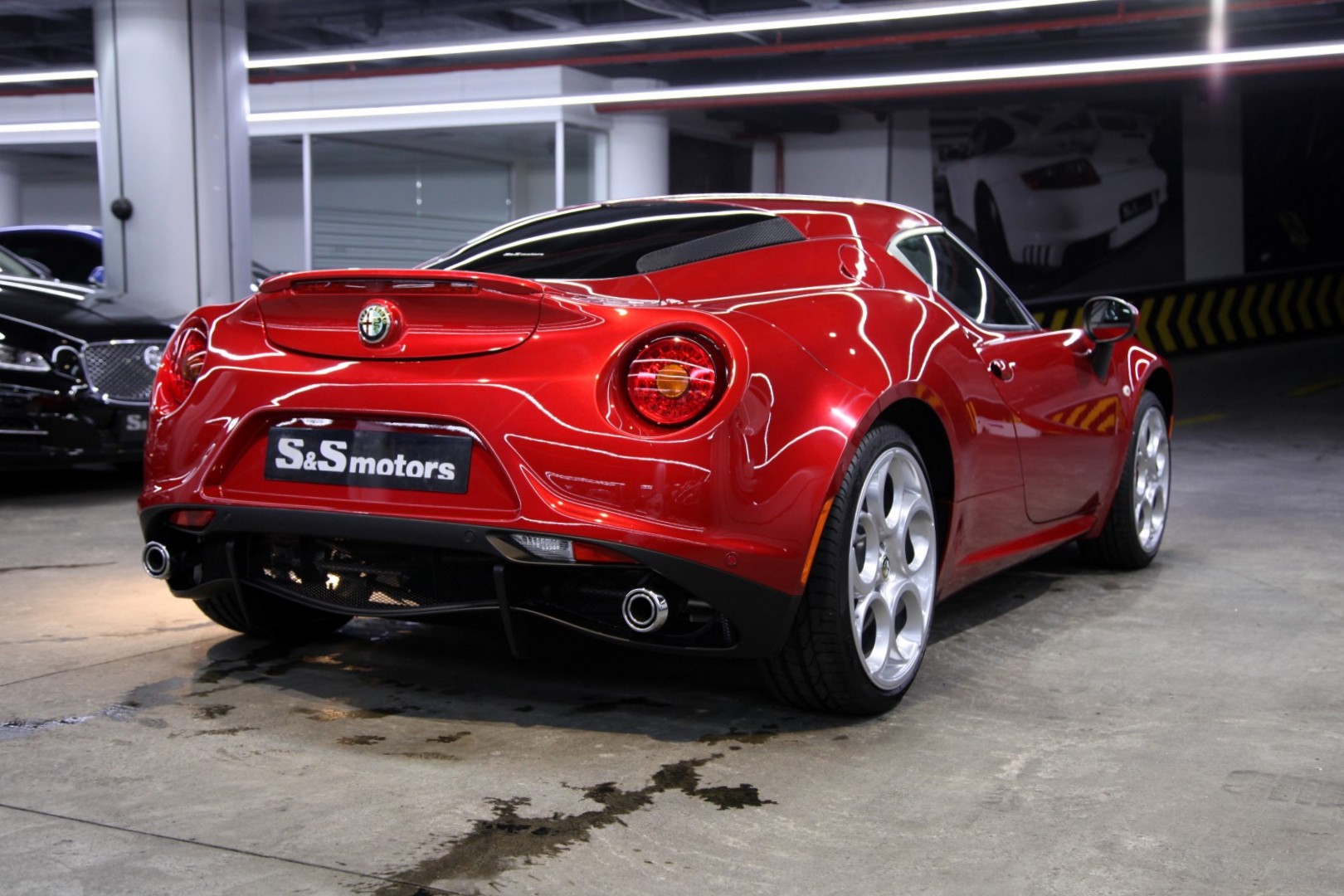 Alfa Romeo 4c Coup 233