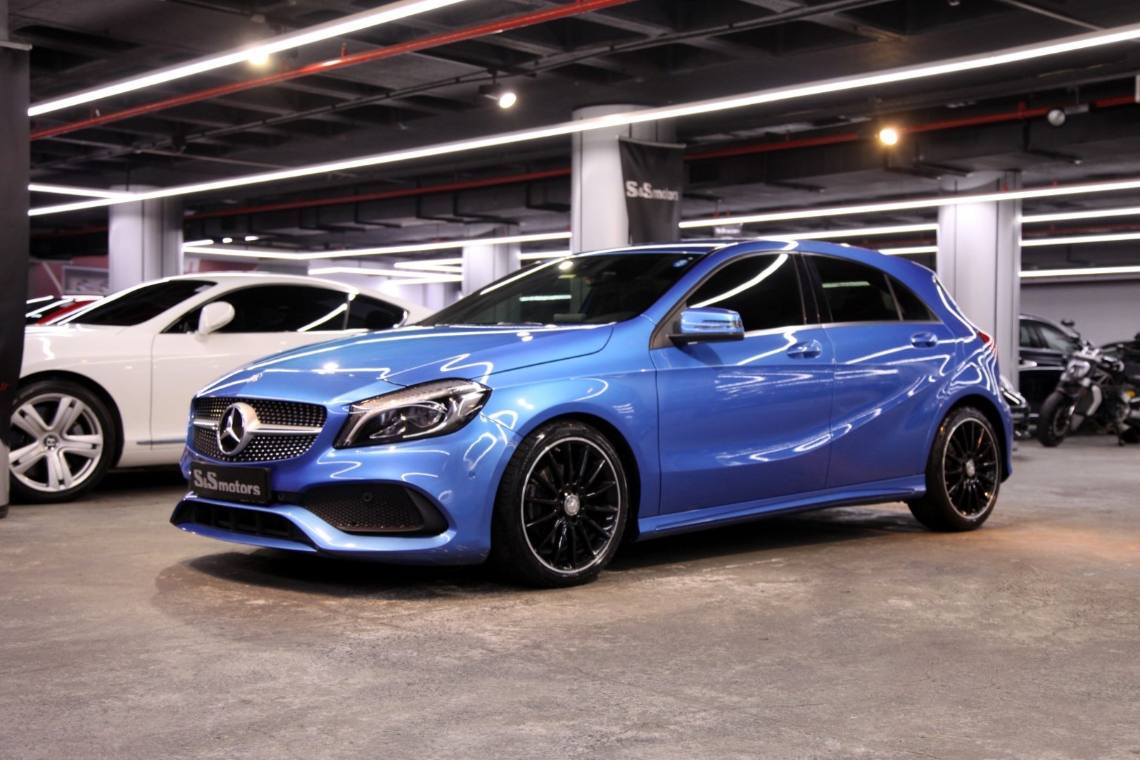 Mercedes Benz A 200 AMG