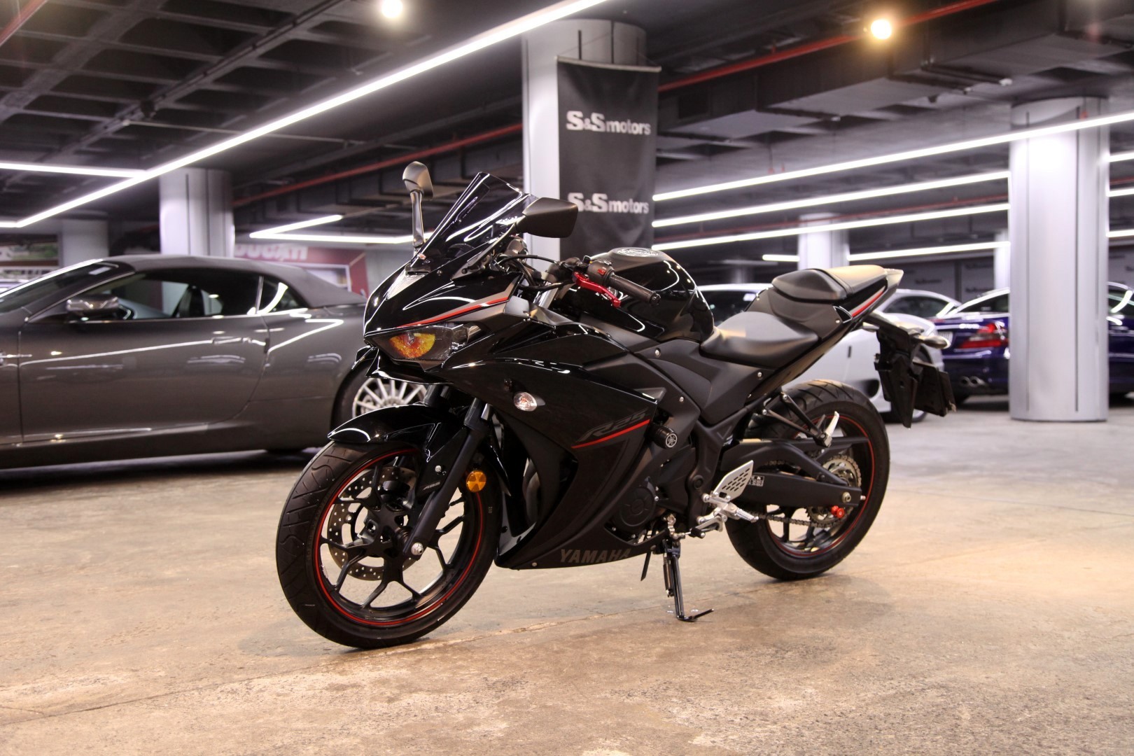 Yamaha YZF r25