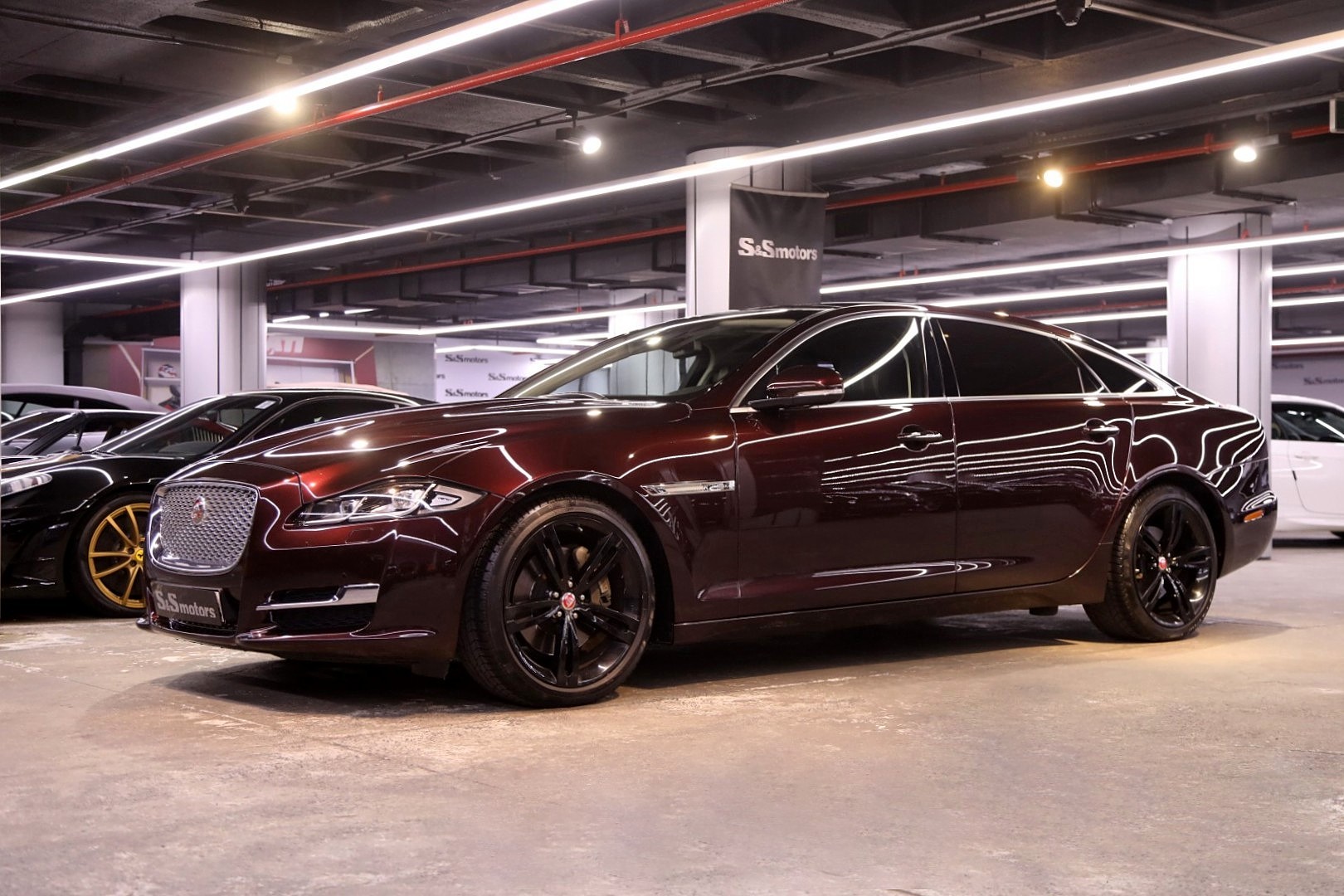 Jaguar XJ 2.0i Premium Luxury LWB