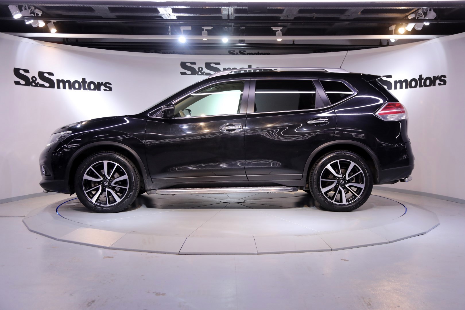 Nissan Xtrail 1.6 DCI Platinum Premium