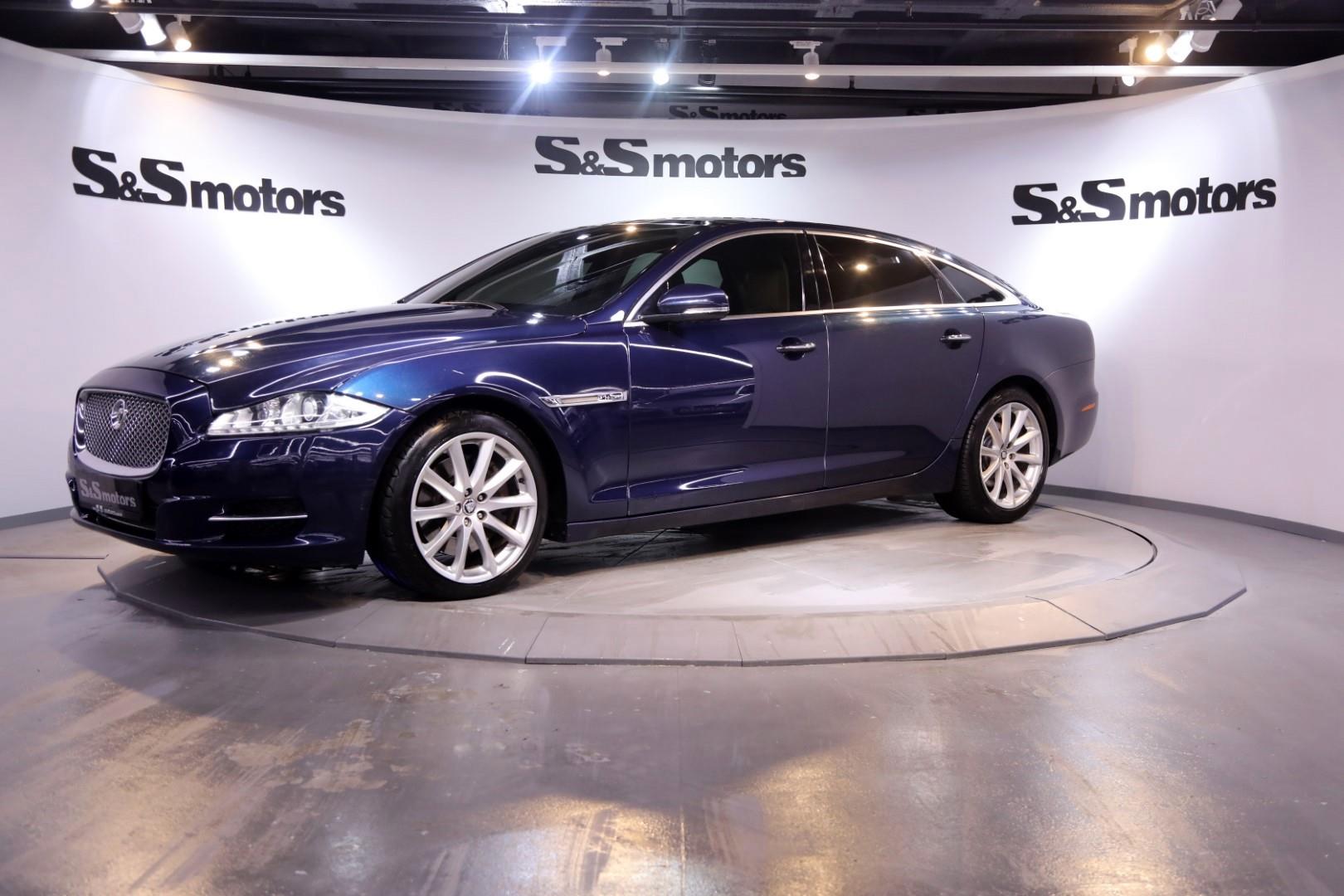 Ягуар XJ Portfolio