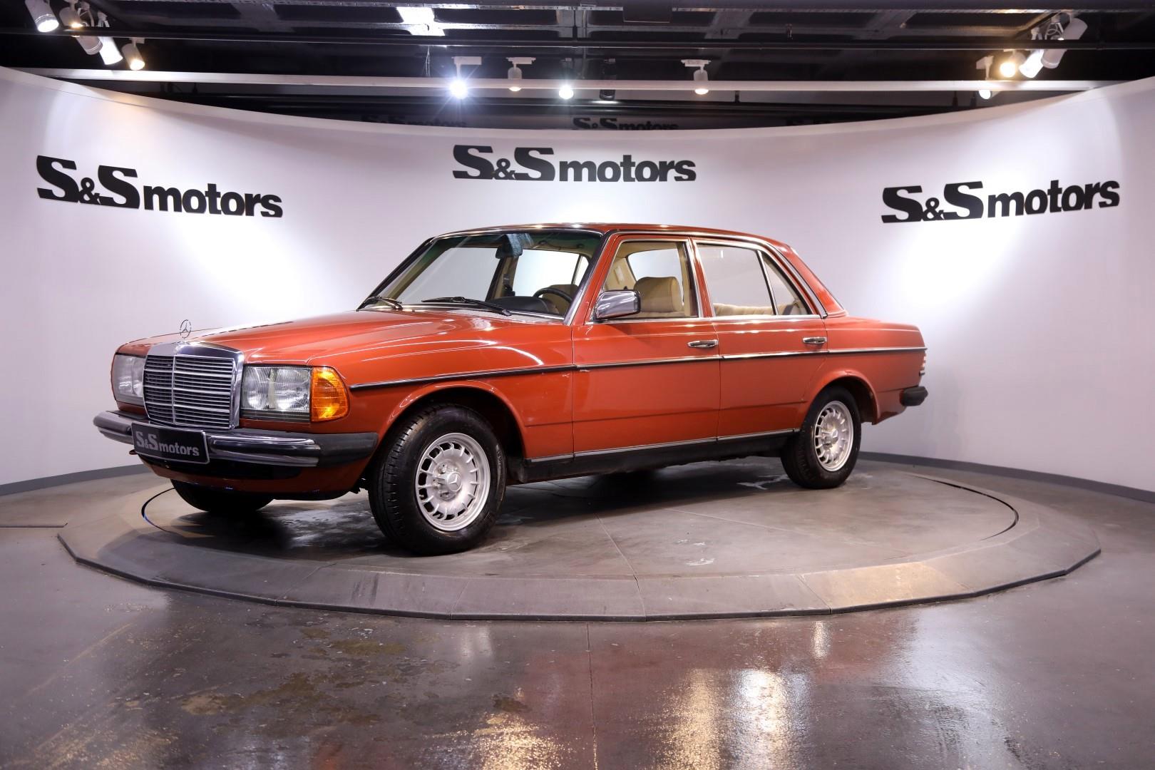 Mercedes Benz 240d РјРѕС‚РѕС†РёРєР»