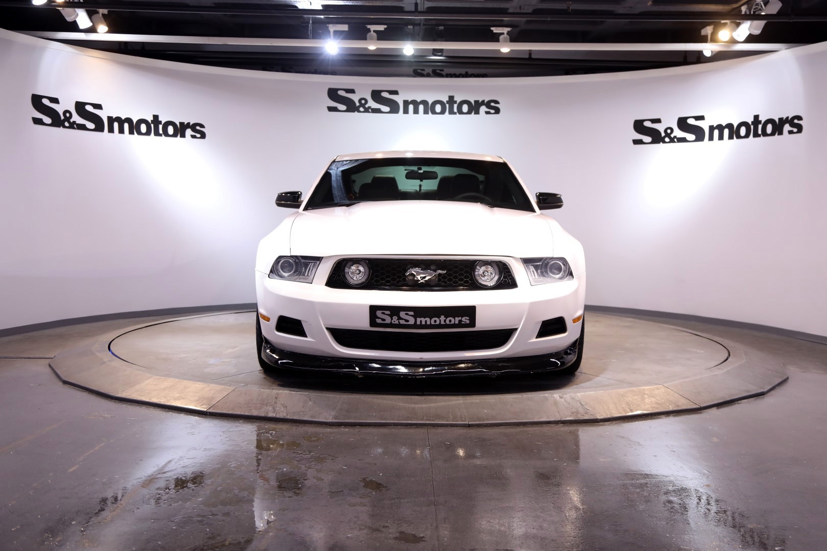 Ford mustang 3 7 v6