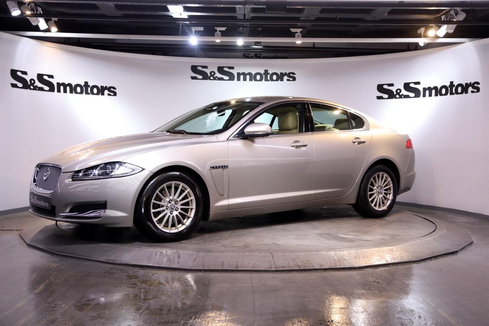 Jaguar XF 2 2 D