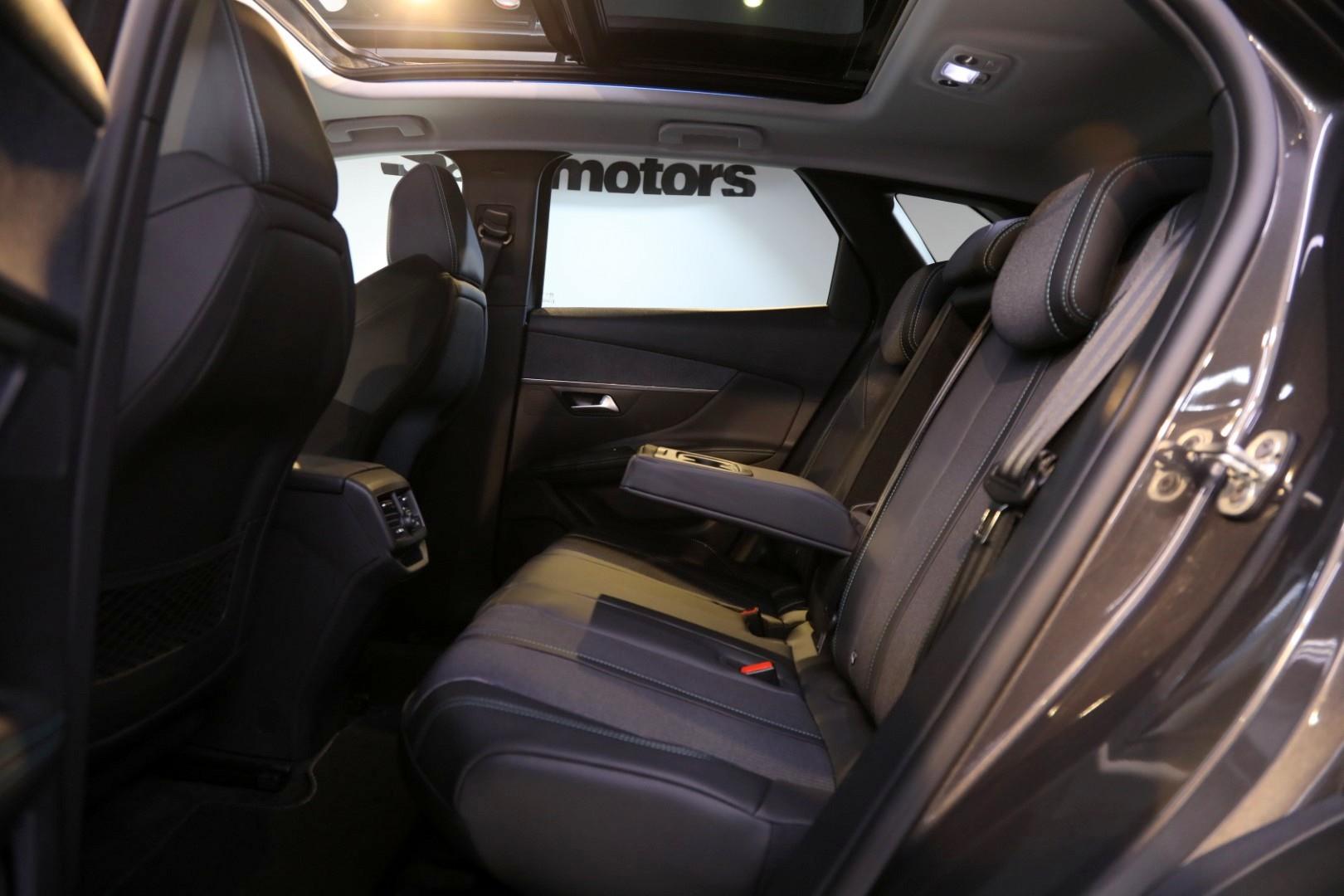 Peugeot 3008 1.5 BlueHDi Allure