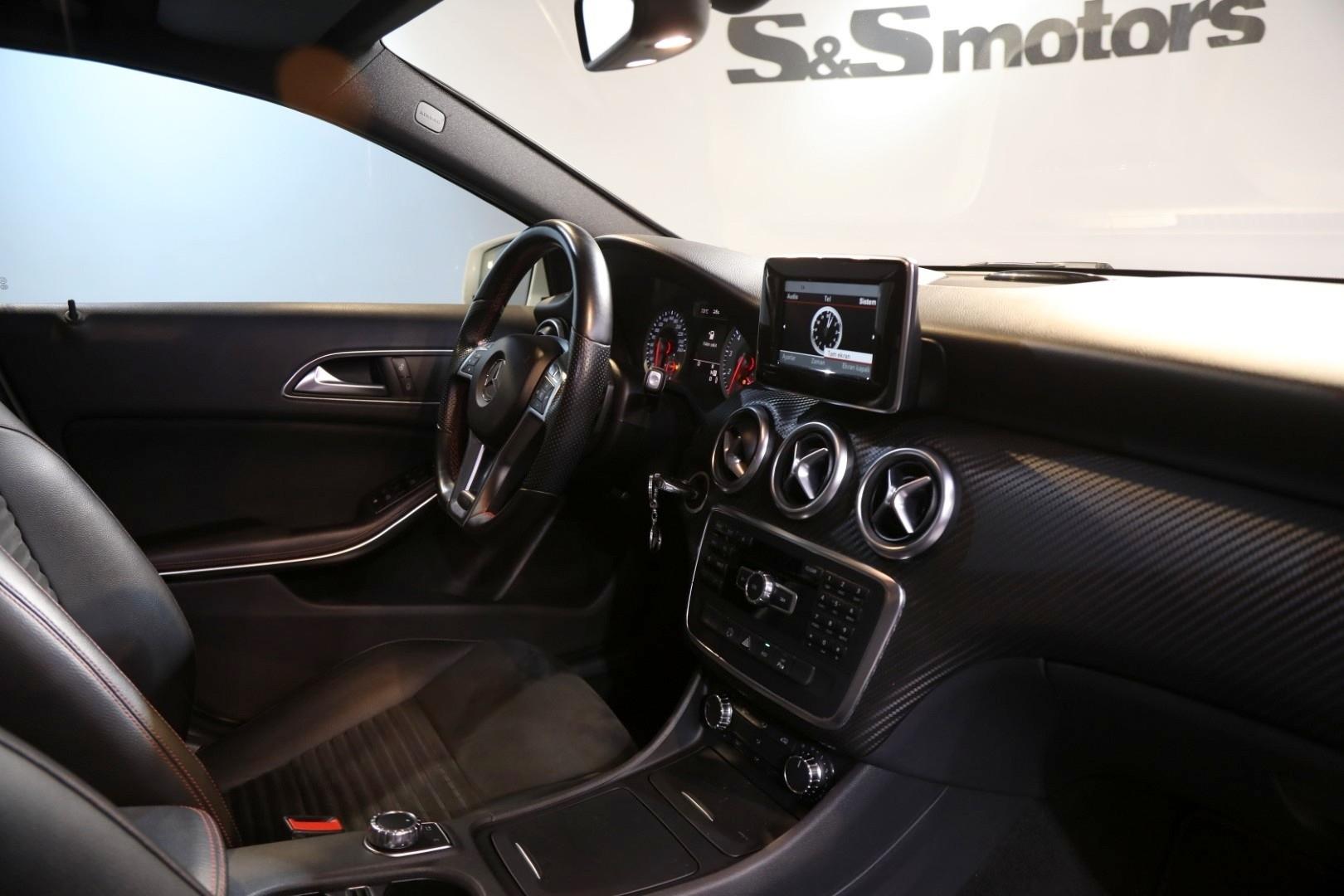 mercedes-benz-a-180-amg